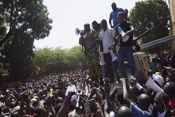 موافقت رهبران اپوزیسیون بورکینافاسو با تشکیل دولت انتقالی