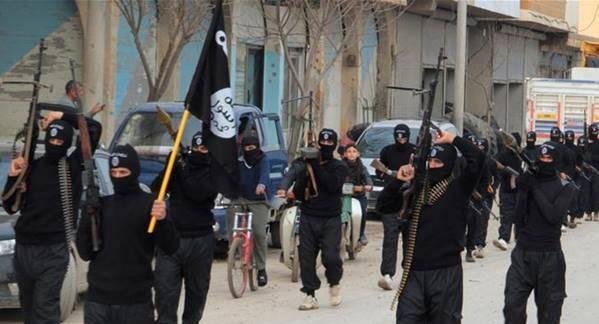 هراس داعش از پیوستن ساکنان تکریت به نیروهای مردمی و امنیتی