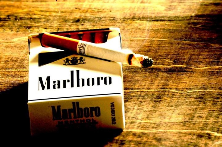 تذکر دو نماینده به رئیس‌جمهور برای جلوگیری از واردات سیگار صهیونیستی