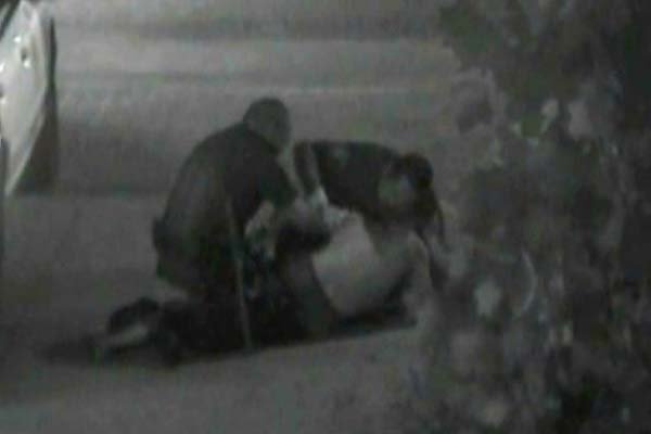 فیلم/ ضرب و شتم مرگبار یک بی خانمان توسط پلیس آمریکا
