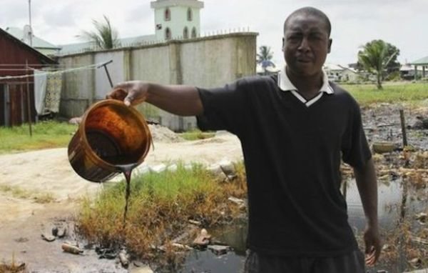 شل بابت نشت نفت ۸۴ میلیون دلار به اهالی دلتای نیجر می پردازد