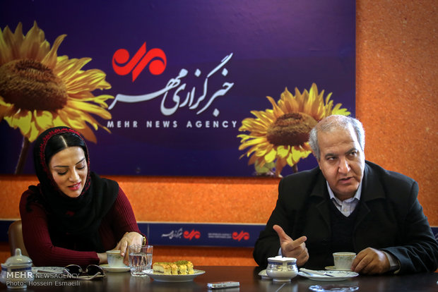 نشست فیلم سینمایی شرفناز