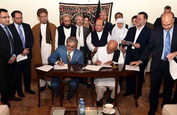 کابینه افغانستان در انتظار بازگشایی پارلمان