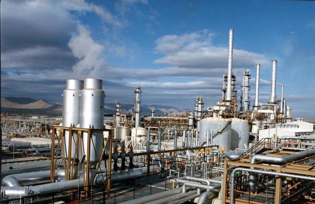 آلایندگی پالایشگاه و پتروشیمی تبریز