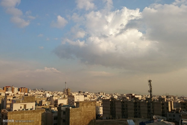 آسمان آبی تهران