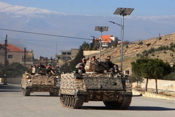 کشته شدن 5 نیروی ارتش لبنان در درگیری با تروریستها