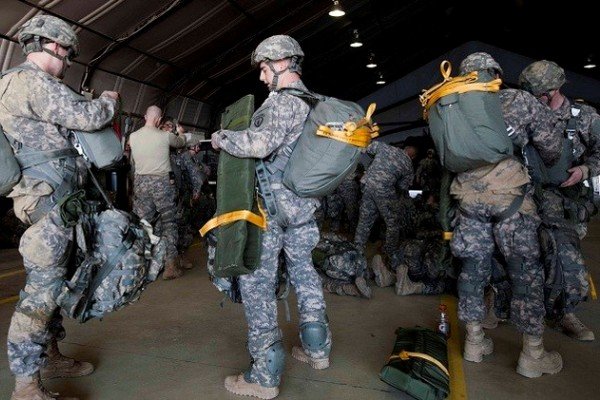 اعزام 100 نظامی آمریکایی به منطقه برای آموزش تروریستها