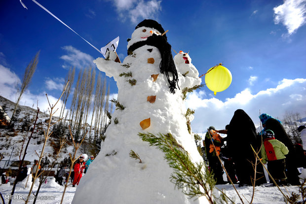 دریاچه شورابیل میزبان اولین جشنواره آدم برفی در اردبیل شد