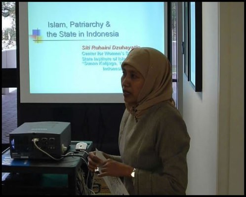 پروفسور ستی روهینی دزوهیاتین کمیسر مستقل حقوق بشر از اندونزی