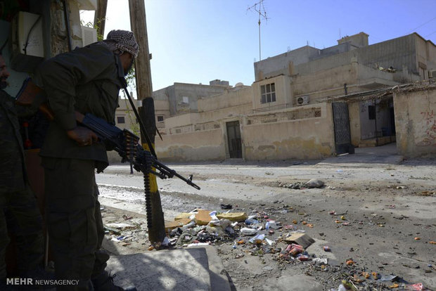 فیلم/ درگیری نیروهای ارتش لیبی و گروه‌های افراطی در بنغازی