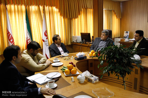 بازدید معاون مطبوعاتی وزیر ارشاد از خبرگزاری مهر و روزنامه تهران تایمز