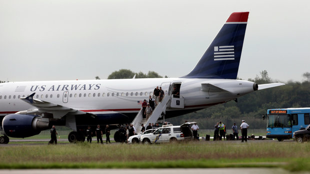 تکرار تهدید بمبگذاری در آمریکا/ جستجوی سه هواپیما برای یافتن شیء مشکوک