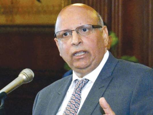 انتقاد از سیاست خارجی پاکستان گریبان فرماندار پنجاب را هم گرفت