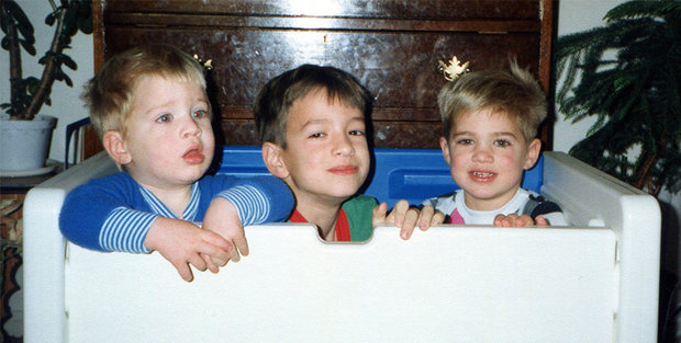 three-brothers-remake-childhood-photos-christmas-calendar-gift-16.jpg