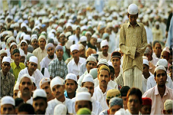 تضعیف مسلمانان هند و جلوگیری از قدرت گرفتن اسلام در شبه قاره
