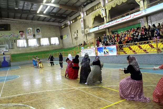 نخستین جشنواره بازیهای بومی و محلی بانوان لرستان برگزار شد مسابقات بومی و محلی