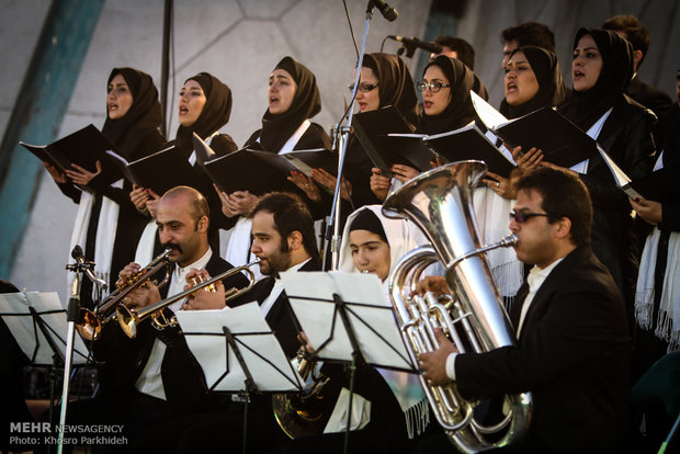 اجرای ارکستر آکادمیک تهران