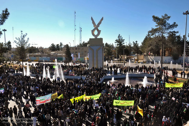 راهپیمایی یوم الله 22 بهمن در زاهدان