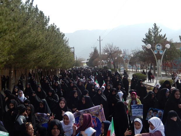 حضور مردم میامی در راهپیمایی 22 بهمن