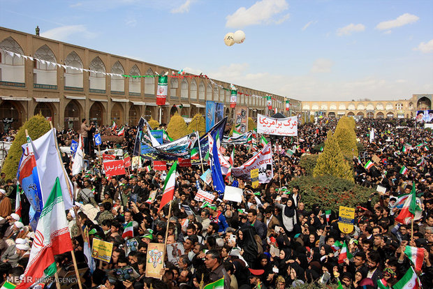 راهپیمایی یوم الله 22 بهمن در اصفهان