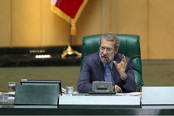 تذکر لاریجانی به دولت برای ارائه لایحه رتبه‌بندی معلمان