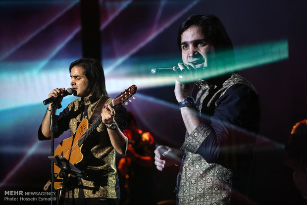 کنسرت موسیقی محسن یگانه در پنجمین روز جشنواره موسیقی فجر