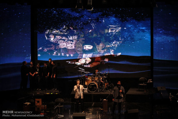 کنسرت گروه دنگ شو در برج میلاد