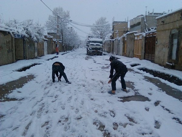 بارش برف در کوهدشت