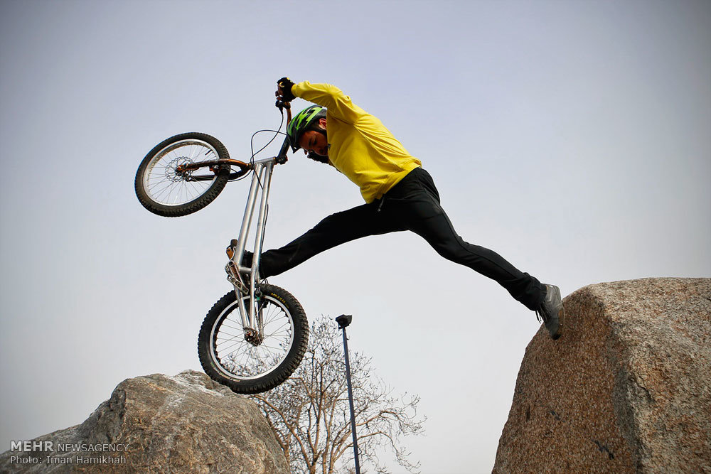Mountain bike trial in western Iran - IN PHOTOS