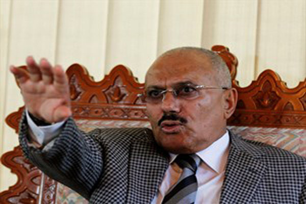 علی عبدالله صالح خواستار گفتگو برای حل بحران یمن شده است