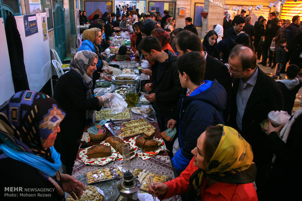 جشنواره غذاهای سنتی ایران