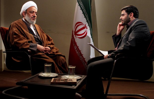 رفتار احمدی‌نژاد در مناظره‌ها تند بود/ماجرای توصیه به سید حسن
