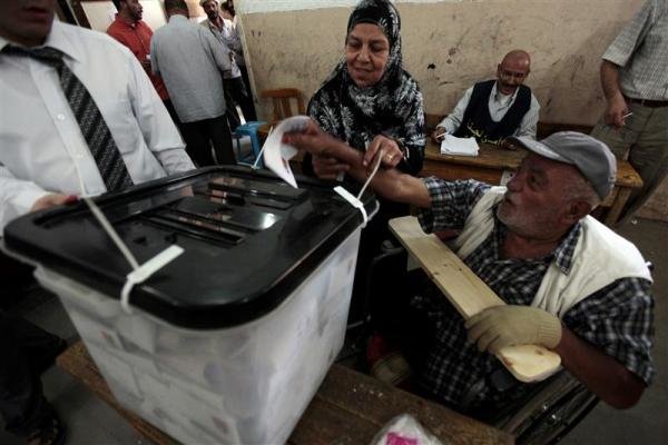 انتخابات پارلمانی مصر به تعویق افتاد