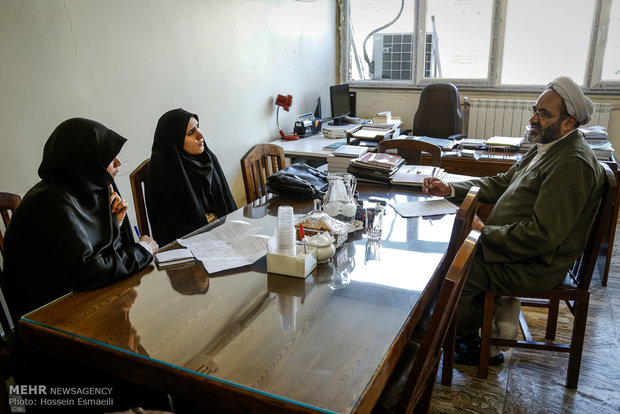 گفت و گو با حجت الاسلام ذوعلم