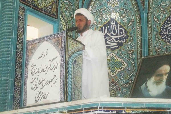 افراد سالم و متدین باید مسئول شوند حجت الاسلام محمد حمیدی نژاد امام جمعه آبدان