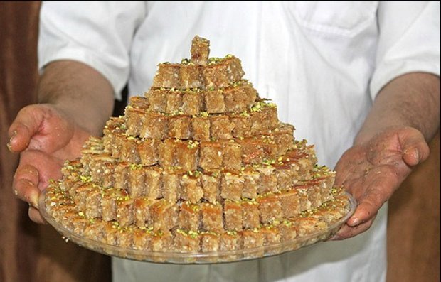 نظارت ویژه بر شیرینی های یزدی در آستانه عید نوروز