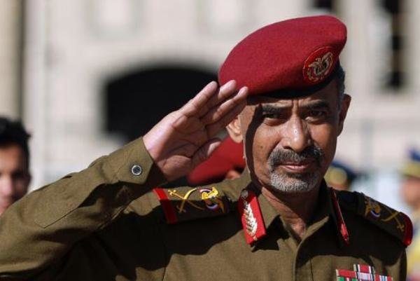 وزیر دفاع یمن صنعا را به مقصد عدن ترک کرد