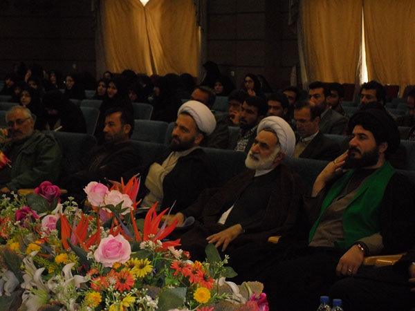 حجت الاسلام حسین روحانی نژاد در شهرکرد