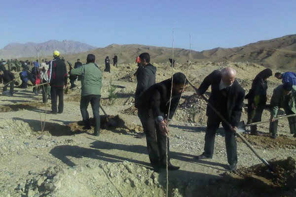 همايش کوهپیمایی خانوادگی در دامغان