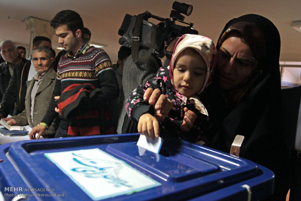 کلیات طرح اصلاح قانون انتخابات تصویب شد/محدودیت در نامزدی اعضا
