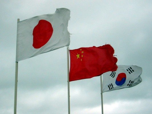 پرچم کره‌ جنوبی، چین و ژاپن