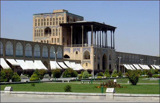 بناهای تاریخی