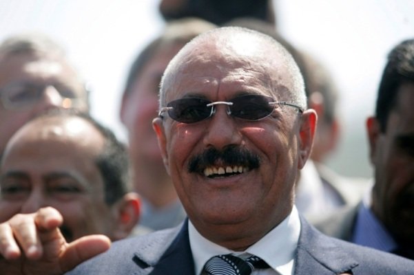 دیدار پسر عبدالله صالح با وزیر دفاع عربستان پیش از حمله به یمن