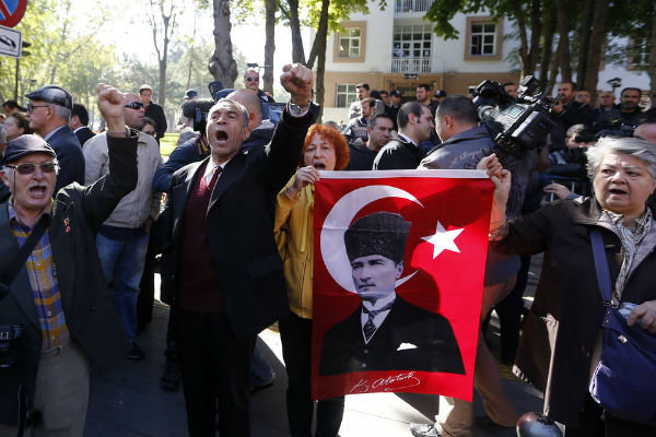 متهمان کودتای ۲۰۰۳ ترکیه تبرئه شدند