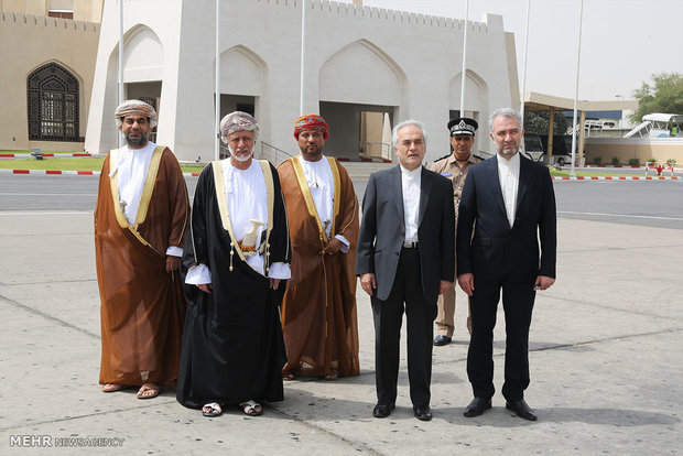 ورود و دیدار وزرای امورخارجه ایران و عمان