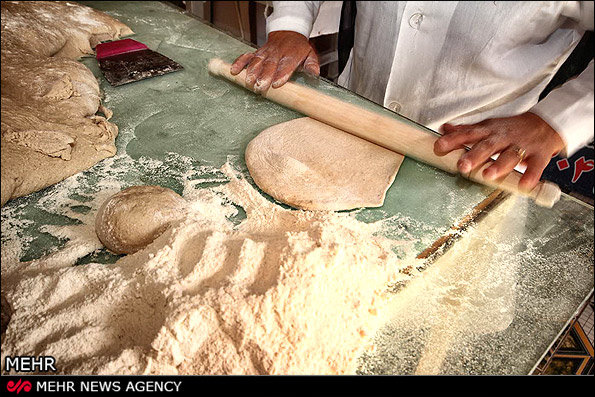 آرد و نان نانوایی