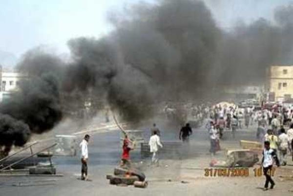 حمله جنگنده‌های سعودی به شهر «عتق» در استان شبوه یمن