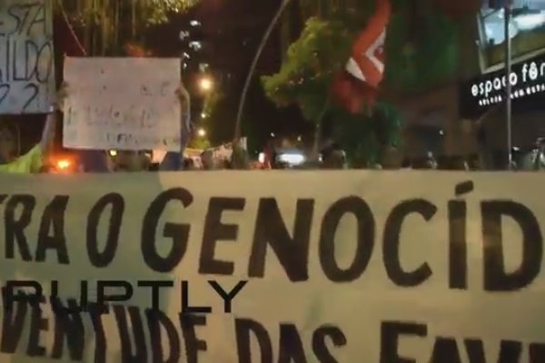 فیلم/ تظاهرات مردم برزیل به دلیل کشته شدن کودک ۱۰ ساله توسط پلیس