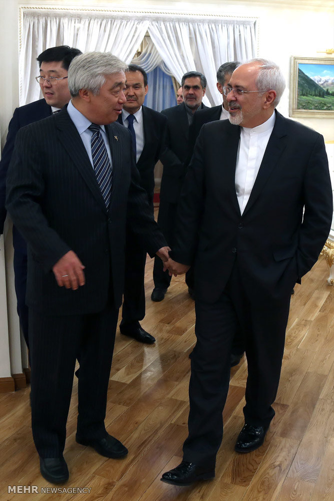 http://media.mehrnews.com/d/2015/04/13/4/1638403.jpg