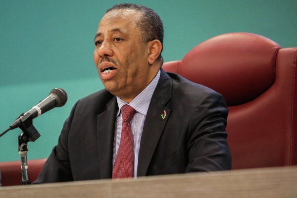 نخست وزیر لیبی از استعفای خود چشم پوشی کرد